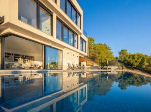 Villa (Five Bedroom Villa with the Pool) | Pemandangan dari hartanah