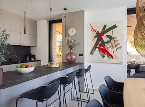 Villa (Five Bedroom Villa with the Pool) | Spisestue