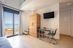 Interior - Azzurro e Verde Deluxe Suite 4 (Nea Potidaia)