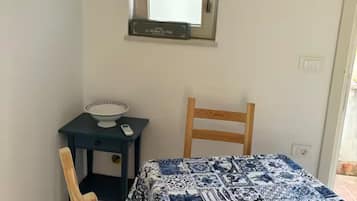 Appartement (One Bedroom Apartment with Balcony) | Woonkamer