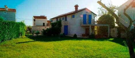 Apartamento (Two Bedroom Apartment with Terrace an) | Fachada
