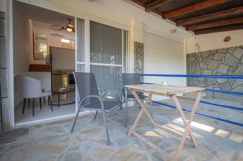 GreenWood Maisonette by RentalsPro  - Fourka Beach