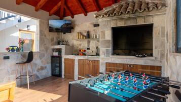 Villa (Three Bedroom Villa with Swimming Poo) | BBQ/picnic Area