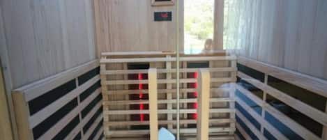 Villa (Three Bedroom Villa with Swimming Poo) | Steam room