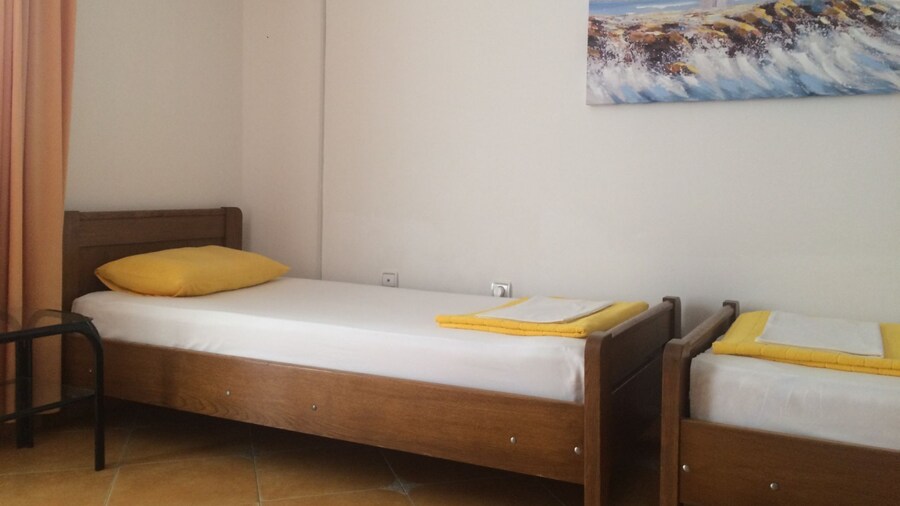 Apartments Aleksić, Bečići