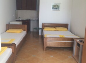 Room - Apartments Aleksić, Bečići (Bečići)