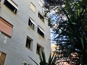 Exterior detail - Conca D'oro Colors - Metro & WI-FI (Rome)