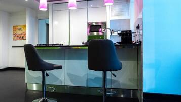 Apartamento, vistas a la ciudad | Cocina privada