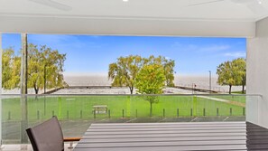 Outdoor dining - Bella Vista Waterfront (Mulwala)