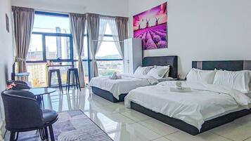 Blackout curtains, soundproofing, iron/ironing board, free WiFi