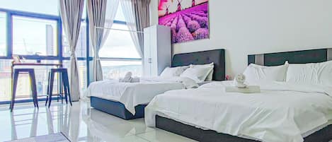 Deluxe Studio, City View