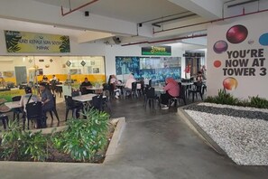 Deluxe Studio, City View | Dining - Sky Pool at 3 Towers Ampang by HCK (Kuala Lumpur)