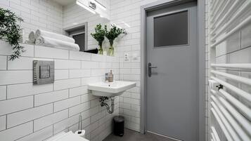 Deluxe-huoneisto | Kylpyhuone