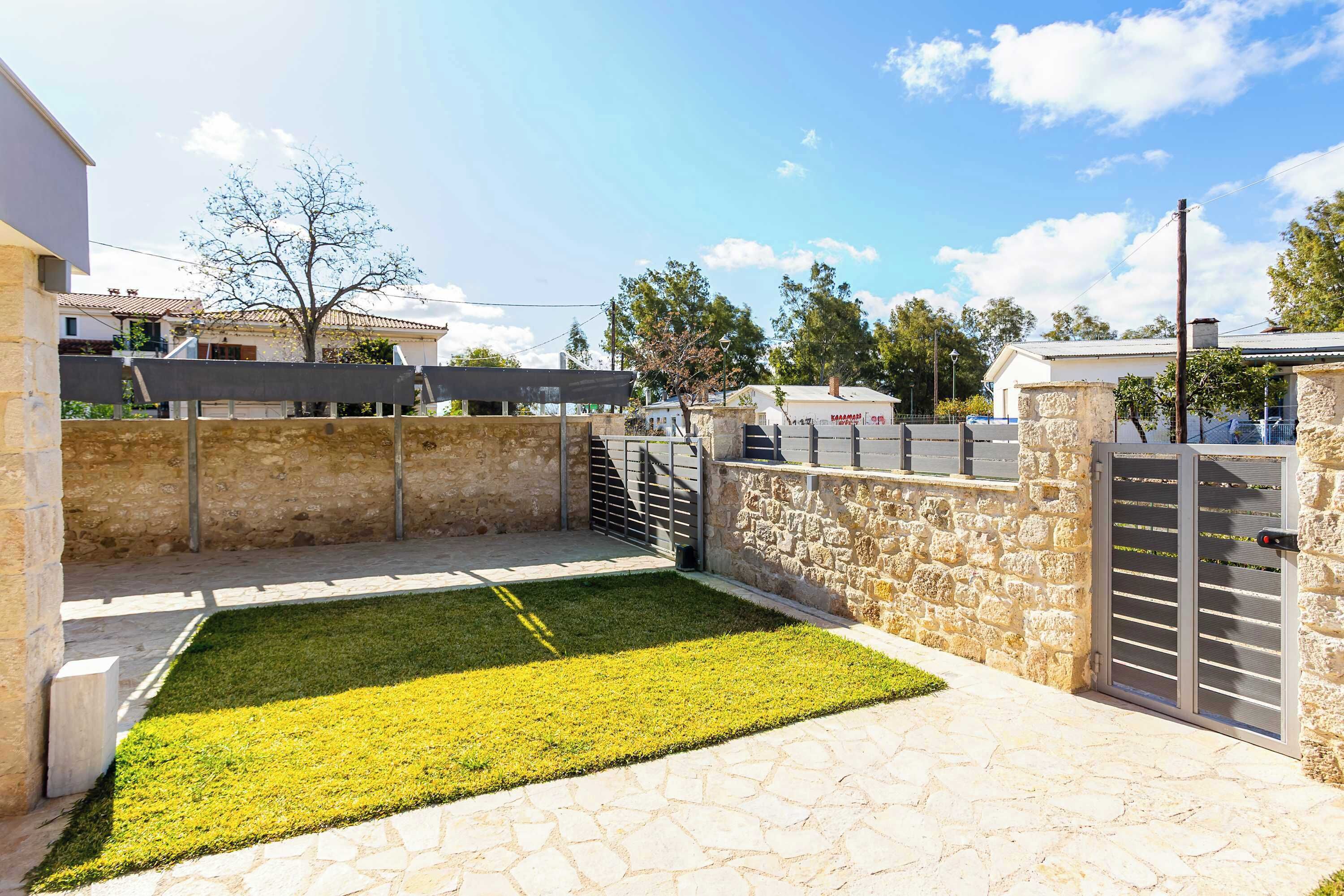 Spacious fenced yard and parking ideal for families or groups.