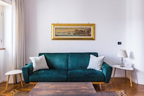 Appartement (2 Bedrooms) | Coin séjour