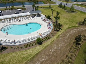 A heated pool - Water's Edge Escape - 3/2 w/ Grill in The Village of Citrus Gove (Citrus Gove, The Villages)