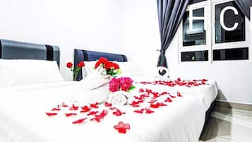 Apartment, Balcony, City View