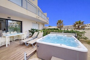 Terrace/patio - NAUTILIA  103 - Premium Luxe - Jacuzzi - 2 people (AGDE)
