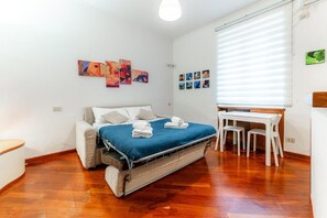 Interior - Daniele Flat - Ospedale Gemelli (Rome)