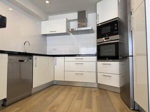 Superior Duplex, City View | Dapur peribadi