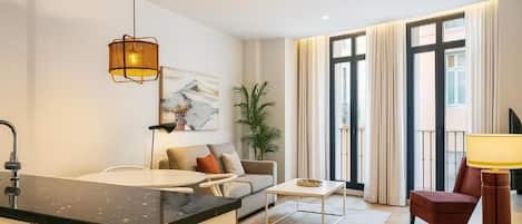 Deluxe Apartment | Living area