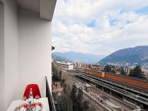 Outdoor dining - Feel Like Casa (10 mins away from S. Giovanni train station) (Como)
