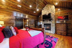 Cabin, Multiple Beds, Hot Tub, Garden View (Pond Lily Creek)