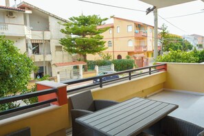Condo, 3 Bedrooms, Balcony | Outdoor dining - Casa Solemare Strongoli (Strongoli)