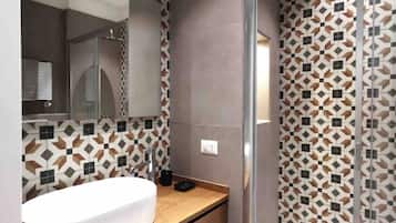Loft, 2 chambres | Salle de bain