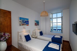 2 bedrooms, iron/ironing board, free WiFi - Mykonian Old Port Suite with Sea View (Mikonos)