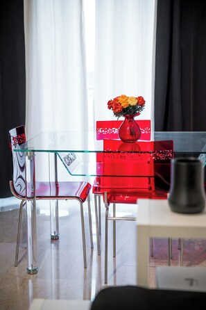 Deluxe Condo | Dining - Desiré Flat - Vatican City - Metro Cipro (Rome)