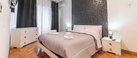 デラックス コンドミニアム