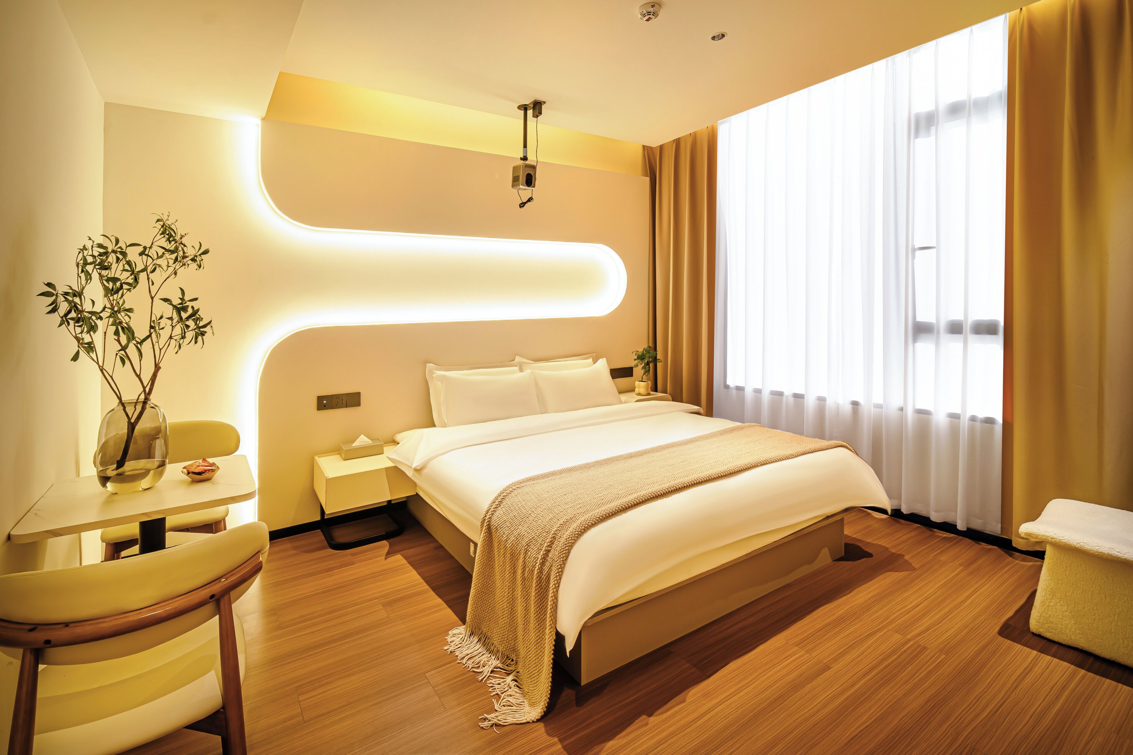 Superior Double Room, City View