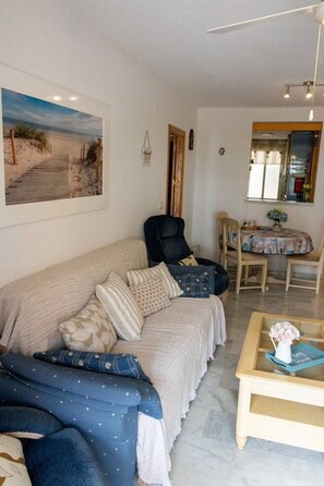 TV - Refugio del mar Almuñecar (Almuñécar)