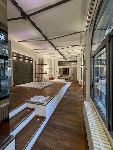Loft @ Veratti by iCasamia .it