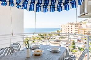 Outdoor dining - Apartamento Portisol Velilla (Velilla-Taramay)