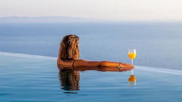 Executive Villa, Sea View | Pool | Seasonal outdoor pool