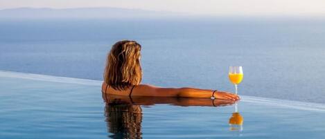 Executive Villa, Sea View | Pool