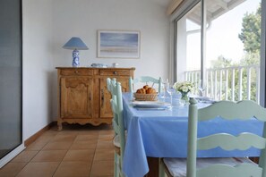 Dining - Charming house near the beach for 6 people (Les Sables-d´Olonne)