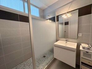 Bathroom - Apartment with balcony, sea view - 4 guests (Saint-Jean-de-Monts)