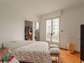 3 bedrooms, free WiFi - Bright apartment near beach - 6 guests (Biarritz)