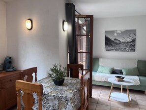 Interior - Ground floor apartment, parking - 4 guests (Cauterets)