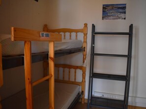 Room - Studio cabin mountain view - 2 guests (Font-Romeu-Odeillo-Via)