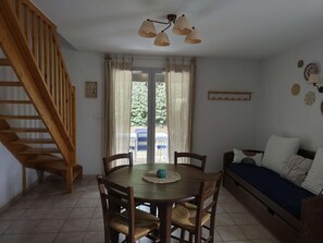Interior - Air-conditioned house - 6 guests in Vallon Pont d'Arc (Vallon-Pont-d'Arc)