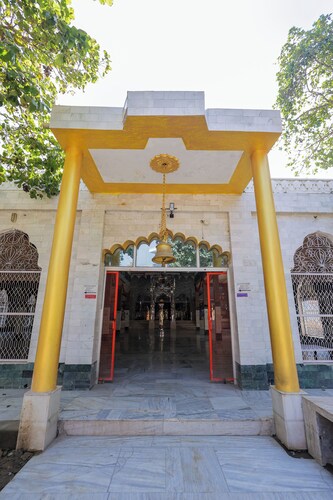 Omji Ashram - Shri Jagannath Mandir