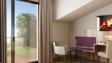 Doppia Standard, balcone | Biancheria da letto ipoallergenica, una scrivania, postazione laptop