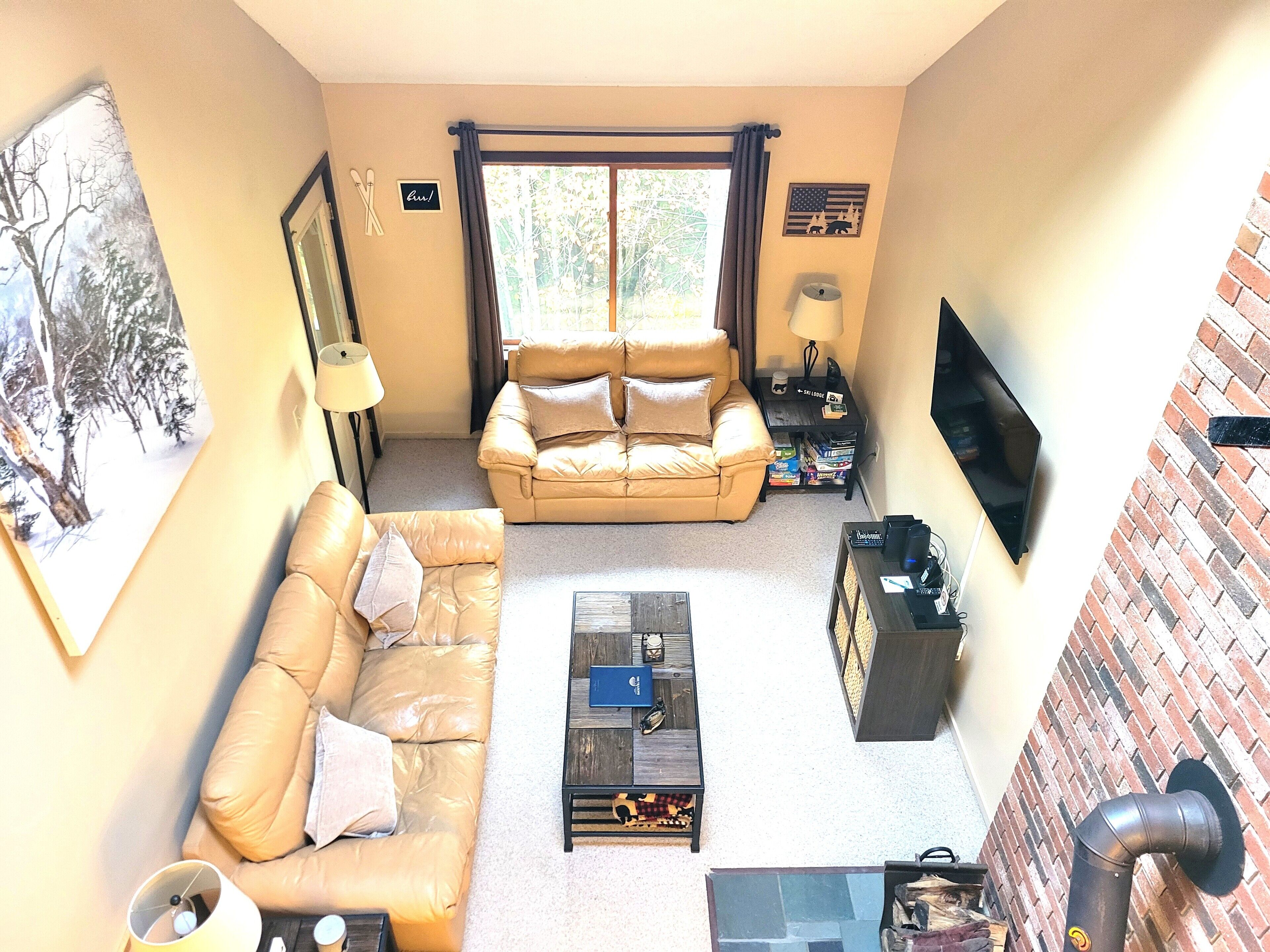 Official Seasons Rmc Condo 21g - 2 Bedrooms + Loft - Sleeps 8 - Dog Fees - New Hampshire