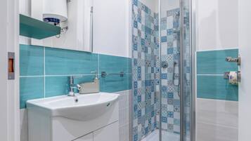 Classic-Doppel- oder -Zweibettzimmer | Badezimmer