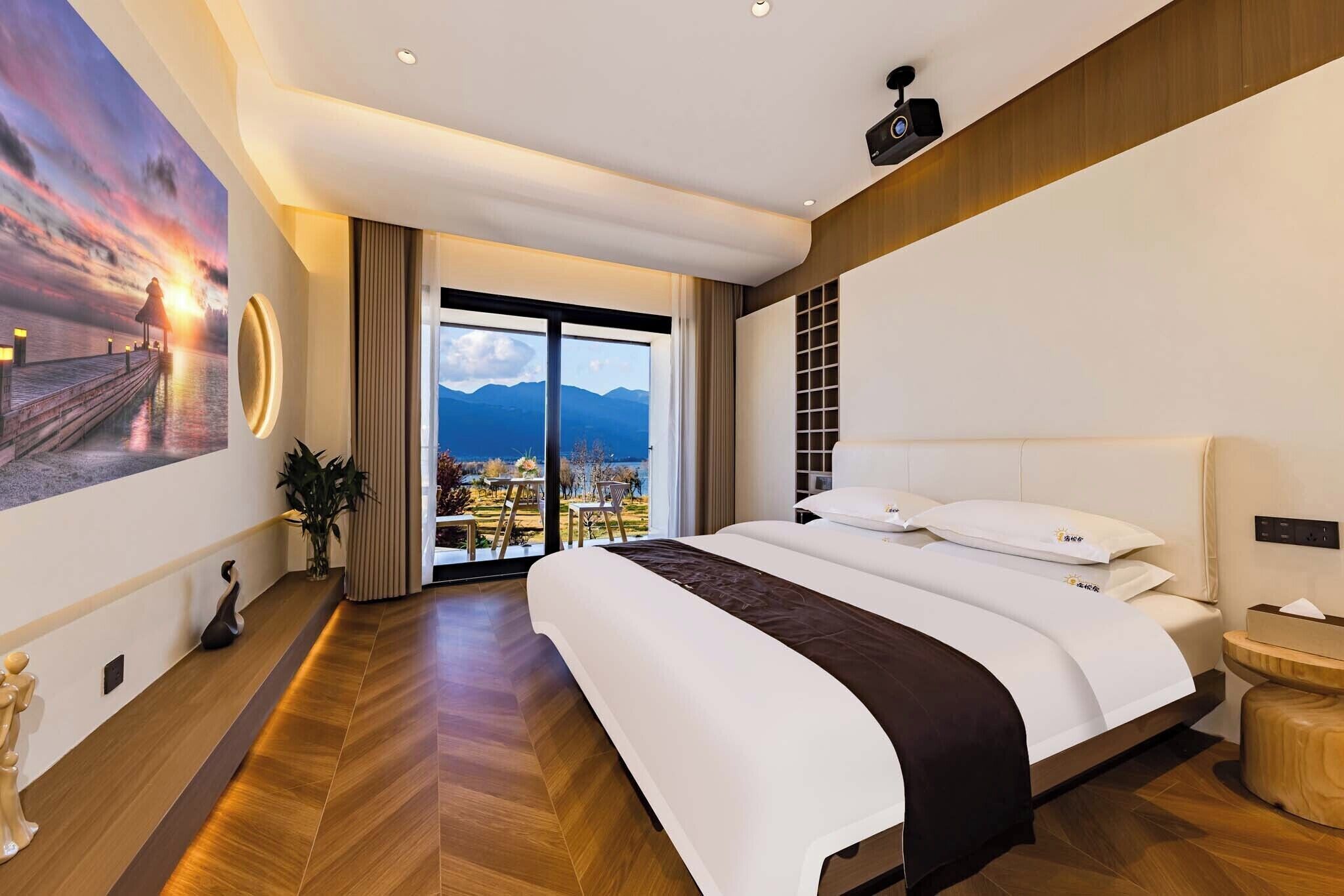 Deluxe Double Room, Lake View | Minibar, desk, laptop workspace, blackout drapes