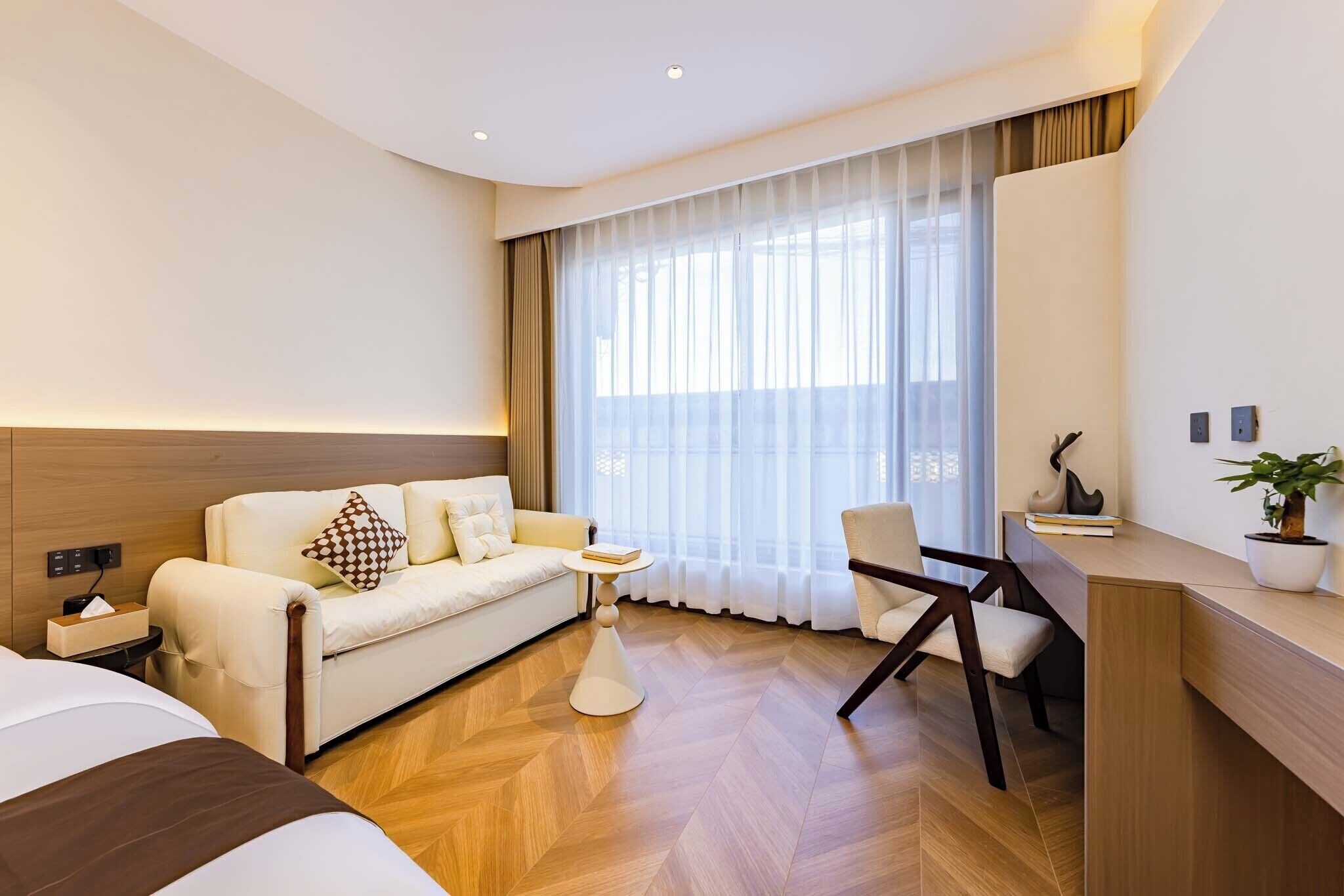 Superior Double Room, Courtyard View